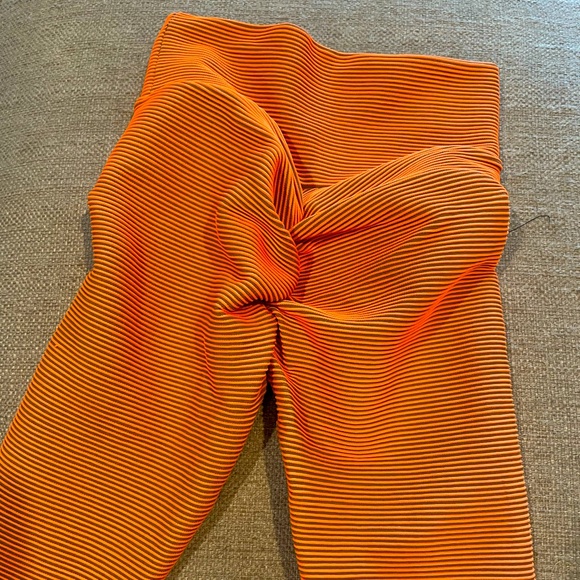 GILLYA Lift yoga pants(worn once) - Picture 1 of 1